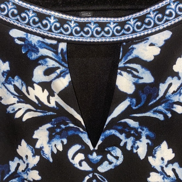 White House | Black Market Blouson Dress - Picture 2 of 6